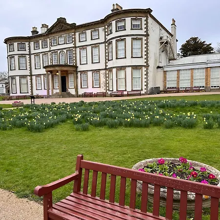 Max'S Woodland Lodge Bridlington Exterior photo