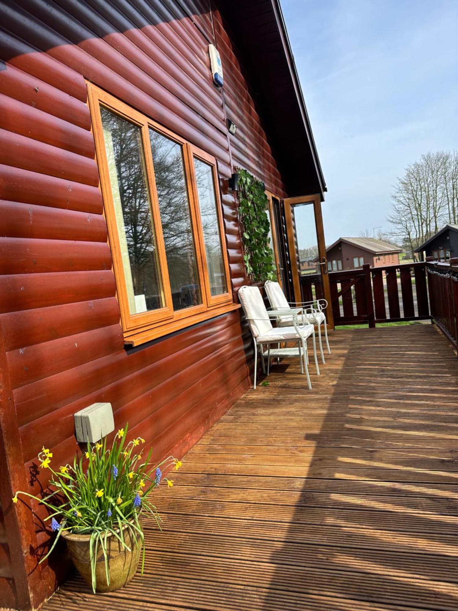Max's Woodland Chalet *